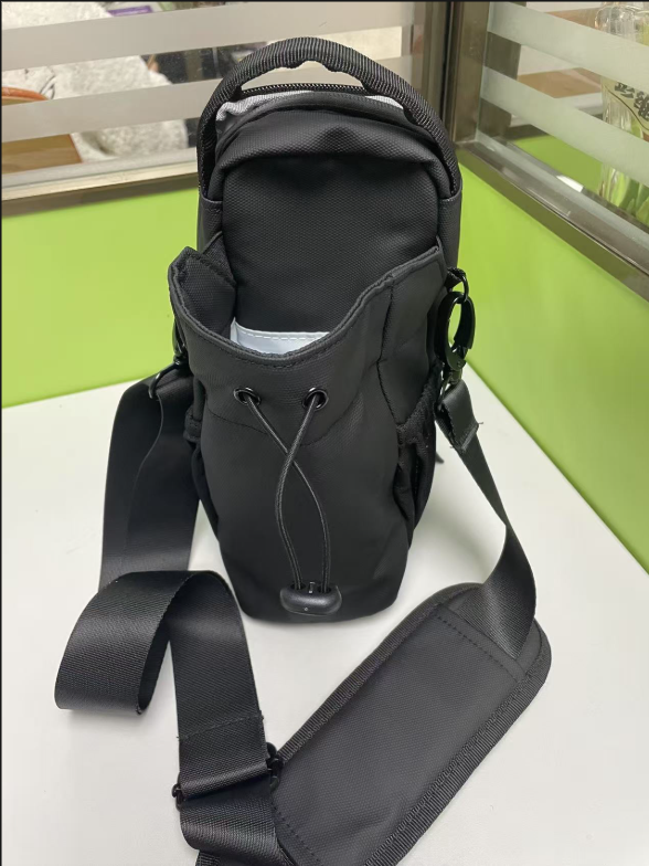 Magnetic Closure Fitness Bag